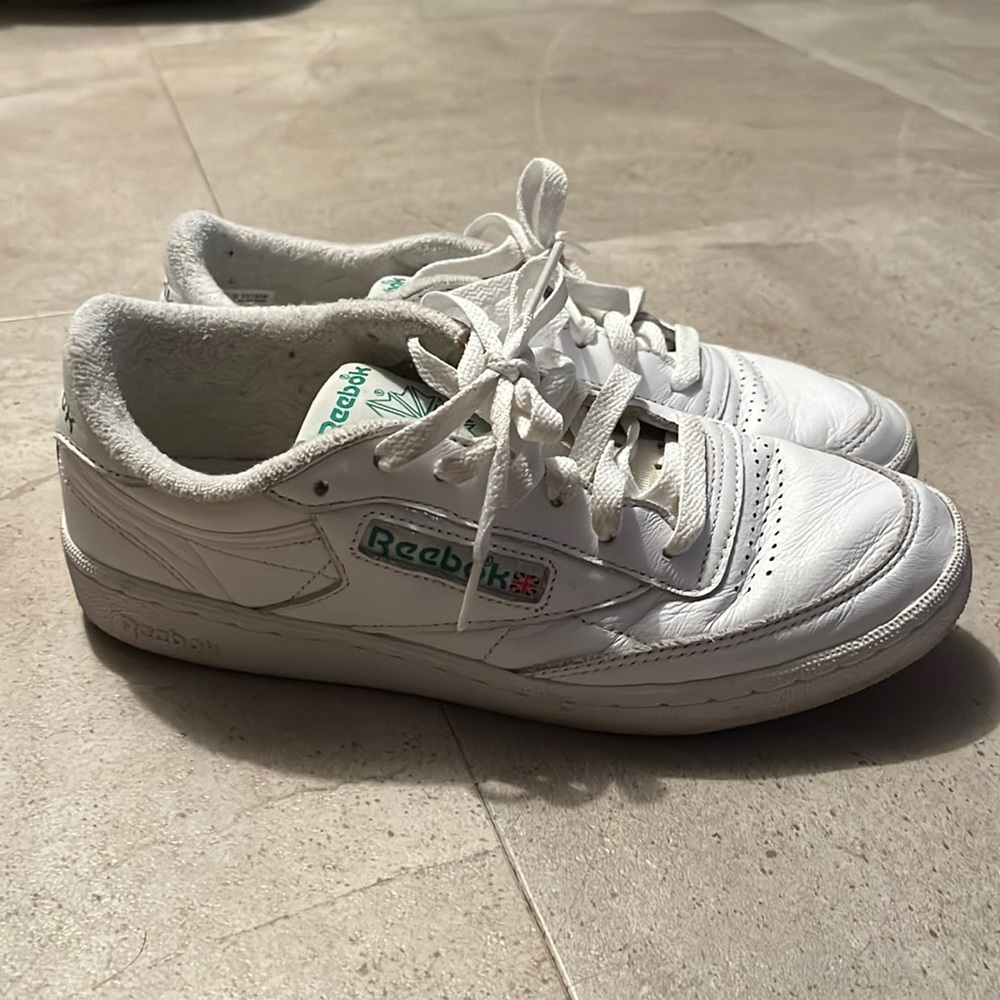 Reebok Sneakers